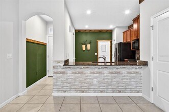 2140 Laceflower Dr in Brandon, FL - Building Photo - Building Photo