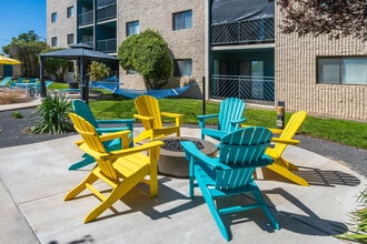 Glo Apartments in Albuquerque, NM - Building Photo - Building Photo
