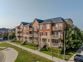 5030 Intrepid Dr in Mississauga, ON - Building Photo