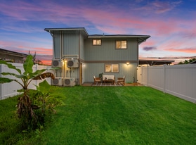 1576 California Ave in Wahiawa, HI - Building Photo