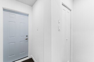 185 Mcarthur Av in Ottawa, ON - Building Photo - Building Photo
