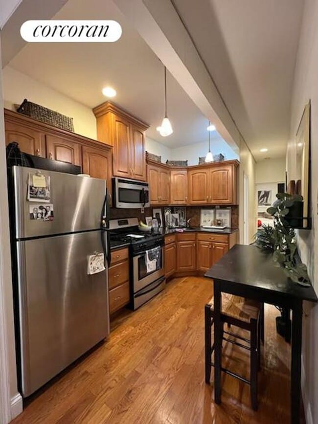 5-13 50th Ave in Queens, NY - Building Photo - Building Photo