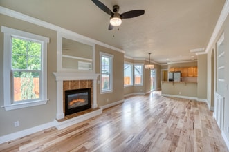 7150 W Tobi Ct in Boise, ID - Foto de edificio - Building Photo