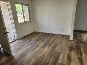 116 Baker Way in Modesto, CA - Building Photo - Building Photo