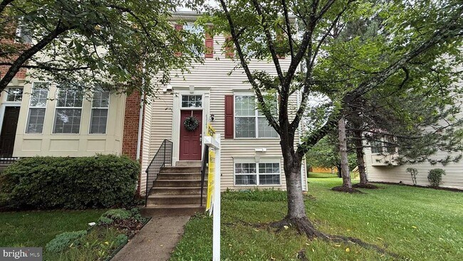 43146 Gatwick Square in Ashburn, VA - Foto de edificio - Building Photo