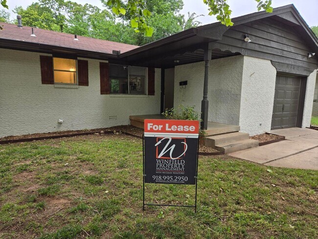 814 S McFarland St in Stillwater, OK - Building Photo - Building Photo