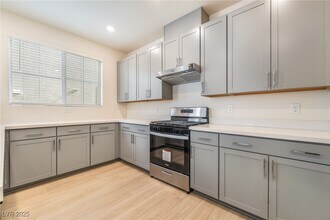 2768 Piazza Madama St in Henderson, NV - Building Photo - Building Photo