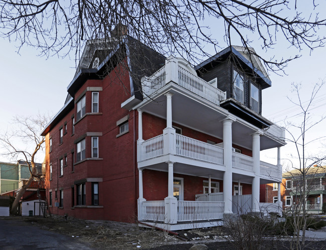 Miskin Apartments in Ottawa, ON - Building Photo - Building Photo