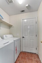 14603 Fitzgibbon Dr in Austin, TX - Building Photo - Building Photo