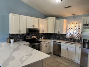 2878 August Rd in Johns Island, SC - Building Photo - Building Photo