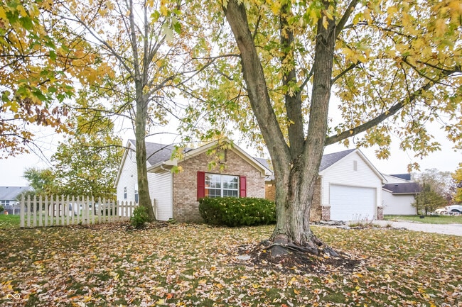 7403 Red Rock Rd in Indianapolis, IN - Building Photo - Building Photo