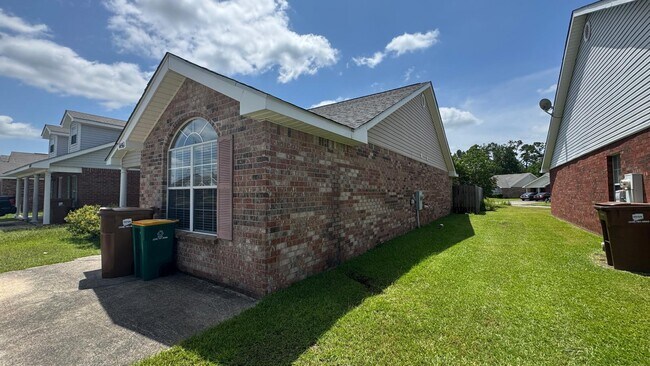14561 Indian Trails Cir in Biloxi, MS - Building Photo - Building Photo