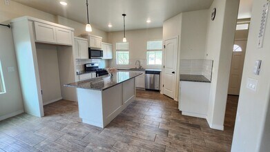 4561 Mark Avizo in El Paso, TX - Building Photo - Building Photo