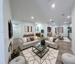 1313 NW 6th Ave in Florida City, FL - Foto de edificio - Building Photo