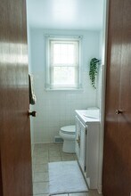 239 S Ashbrook Cir, Unit Apt 1 in Lakeside Park, KY - Building Photo - Building Photo