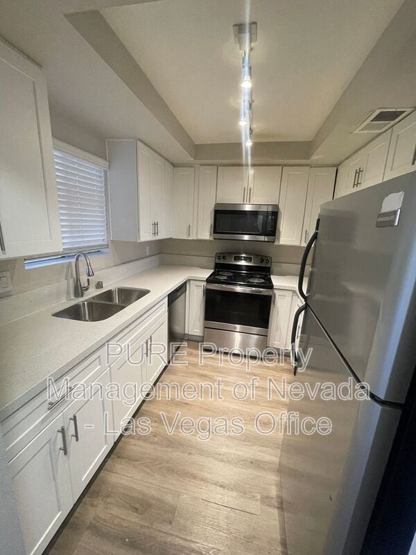 property at 1729 Jupiter Ct