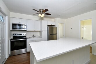 44 Tangelo Ct in Lehigh Acres, FL - Building Photo - Building Photo