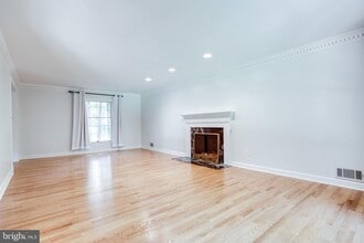 8500 Brook Rd in McLean, VA - Building Photo - Building Photo