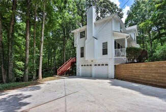 4400 Autumn Glo Ct in Douglasville, GA - Building Photo - Building Photo