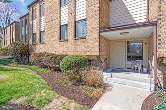 4 Longstream Ct in Baltimore, MD - Building Photo - Building Photo