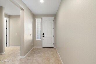 10211 W Crittenden Ln in Avondale, AZ - Building Photo - Building Photo