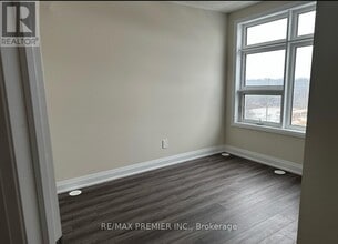 1581 Rose Way in Milton, ON - Building Photo - Building Photo