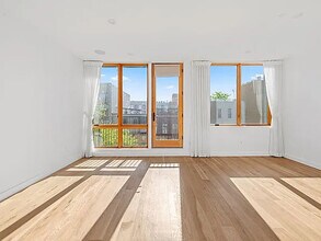 42 Rochester Ave in Brooklyn, NY - Building Photo - Building Photo