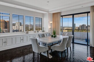 10560 Wilshire Blvd in Los Angeles, CA - Building Photo - Building Photo