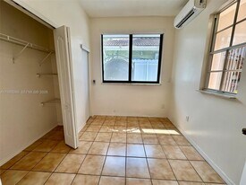 6500 SW 160th Ct in Miami, FL - Building Photo