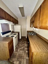 702 NE 11th St in Moore, OK - Building Photo