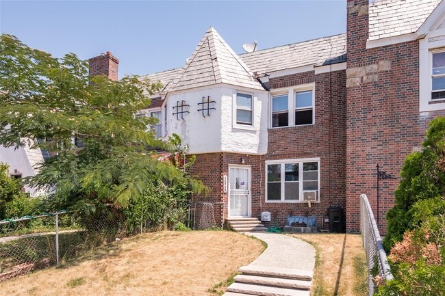 120-25 178th St in Queens, NY - Building Photo - Building Photo