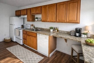 Quail Ridge in Yakima, WA - Building Photo - Building Photo