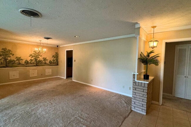property at 1702 Ivie Lee St