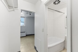 1171-1173 Raymond Ave in St. Paul, MN - Building Photo - Building Photo