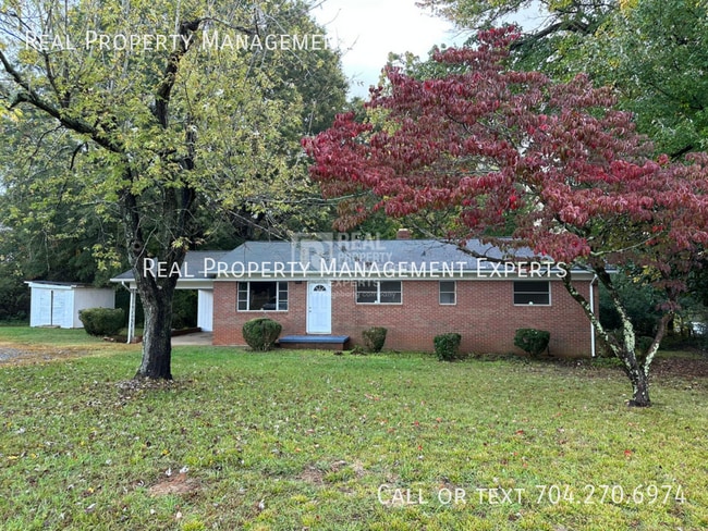 property at 1396 Shinnville Rd