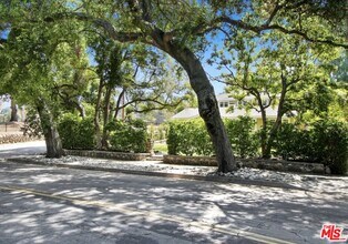 130 S Arroyo Blvd in Pasadena, CA - Building Photo - Building Photo