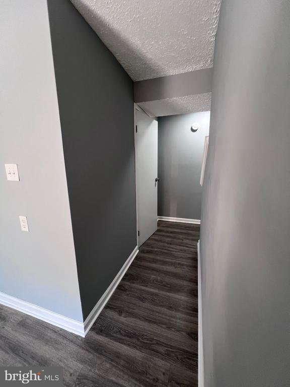 307 Brethour Ct in Sterling, VA - Building Photo - Building Photo