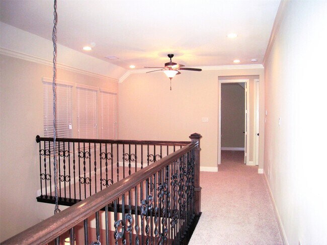 property at 34 Herons Flight Pl