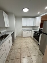 325 Mayo St in Tallahassee, FL - Building Photo - Building Photo