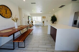 14515 SW 105th Ct in Miami, FL - Building Photo - Building Photo