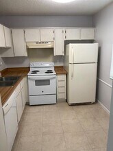 8850 Royal Palm Blvd in Coral Springs, FL - Building Photo - Building Photo