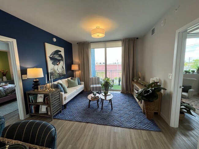 3025 W 16th Ave in Hialeah, FL - Building Photo - Building Photo