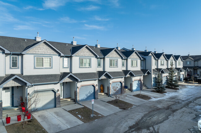 Luxstone Village in Airdrie, AB - Building Photo - Building Photo