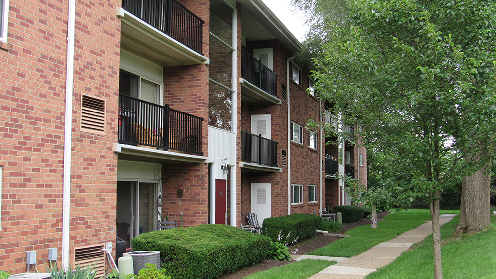 East Park Gardens Residential in Harrisburg, PA - Building Photo