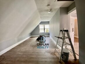 49 Carmel St, Unit 3 in New Haven, CT - Building Photo - Building Photo
