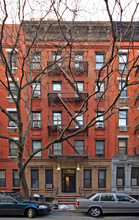 350 E 89th St in New York, NY - Building Photo - Building Photo