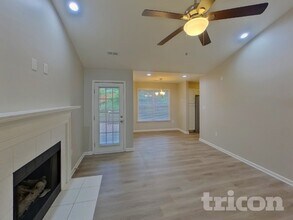 140 Diamond Dr in Mooresville, NC - Building Photo - Building Photo