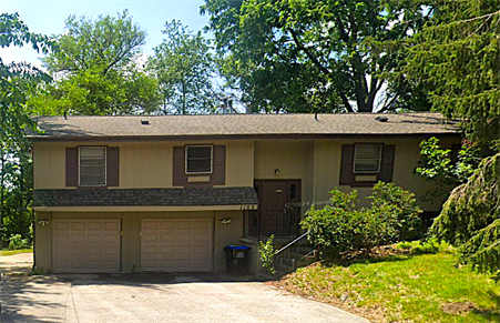 1108 10th St in Coralville, IA - Building Photo