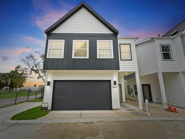 property at 4018 Northfield Ln