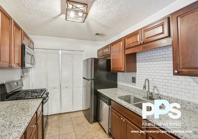 801 Countryside Pl in Smyrna, GA - Building Photo - Building Photo